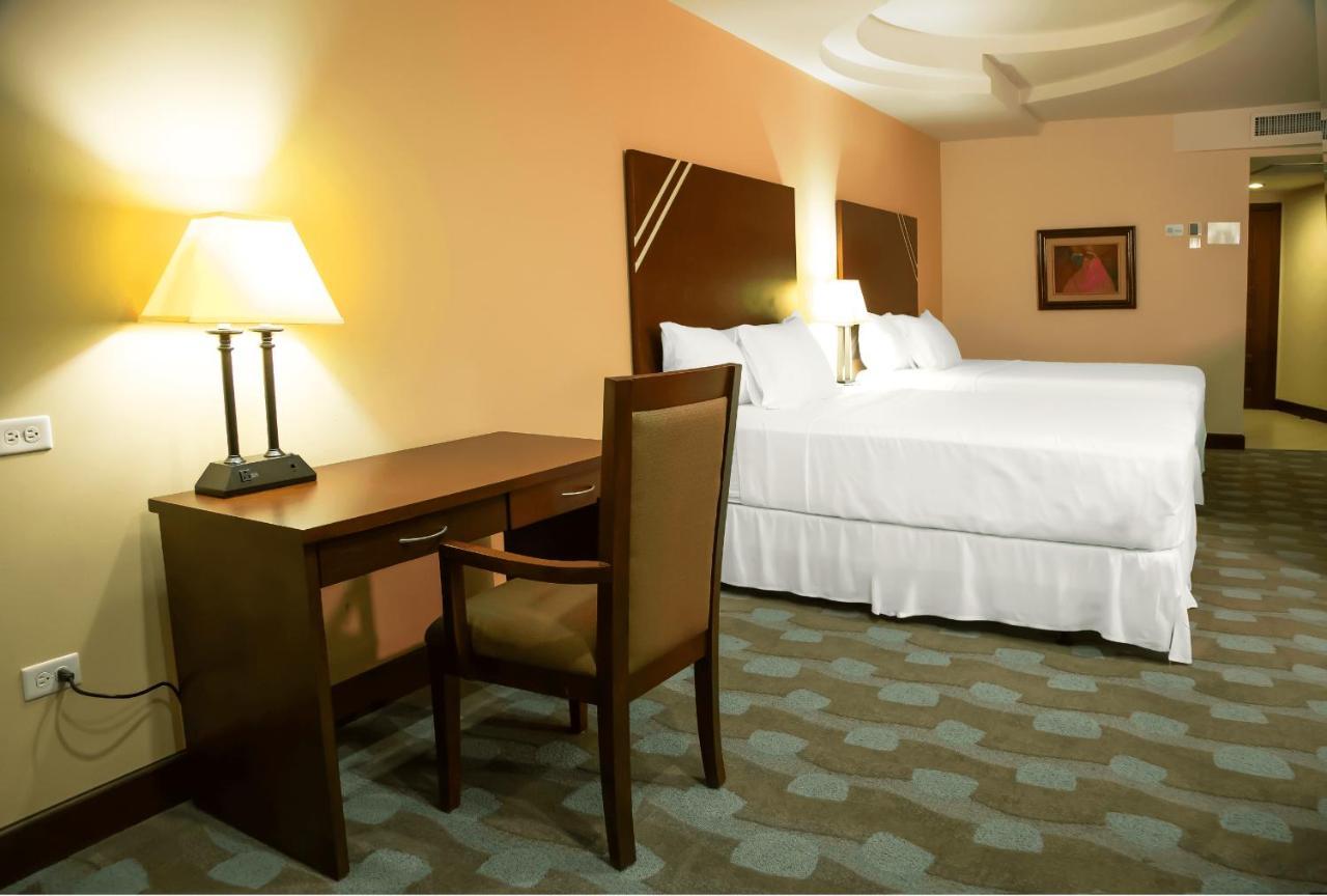 Hotel Plaza Juan Carlos تيجوسيجالبا المظهر الخارجي الصورة